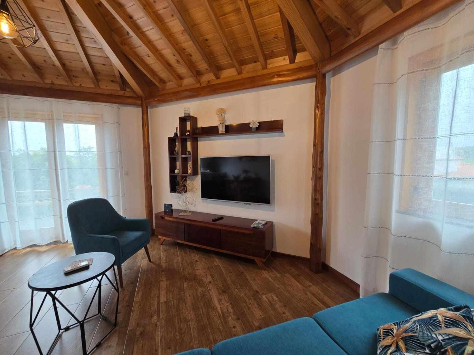 Adega Mendes Villa Porto Martins Buitenkant foto